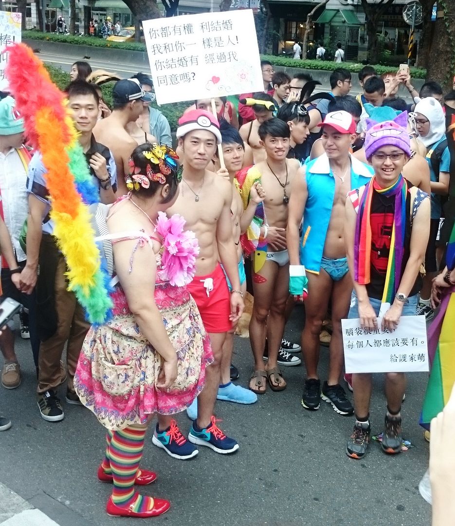 Asian parade powered by phpbb Look Asian parade powered by phpbb apologise, can